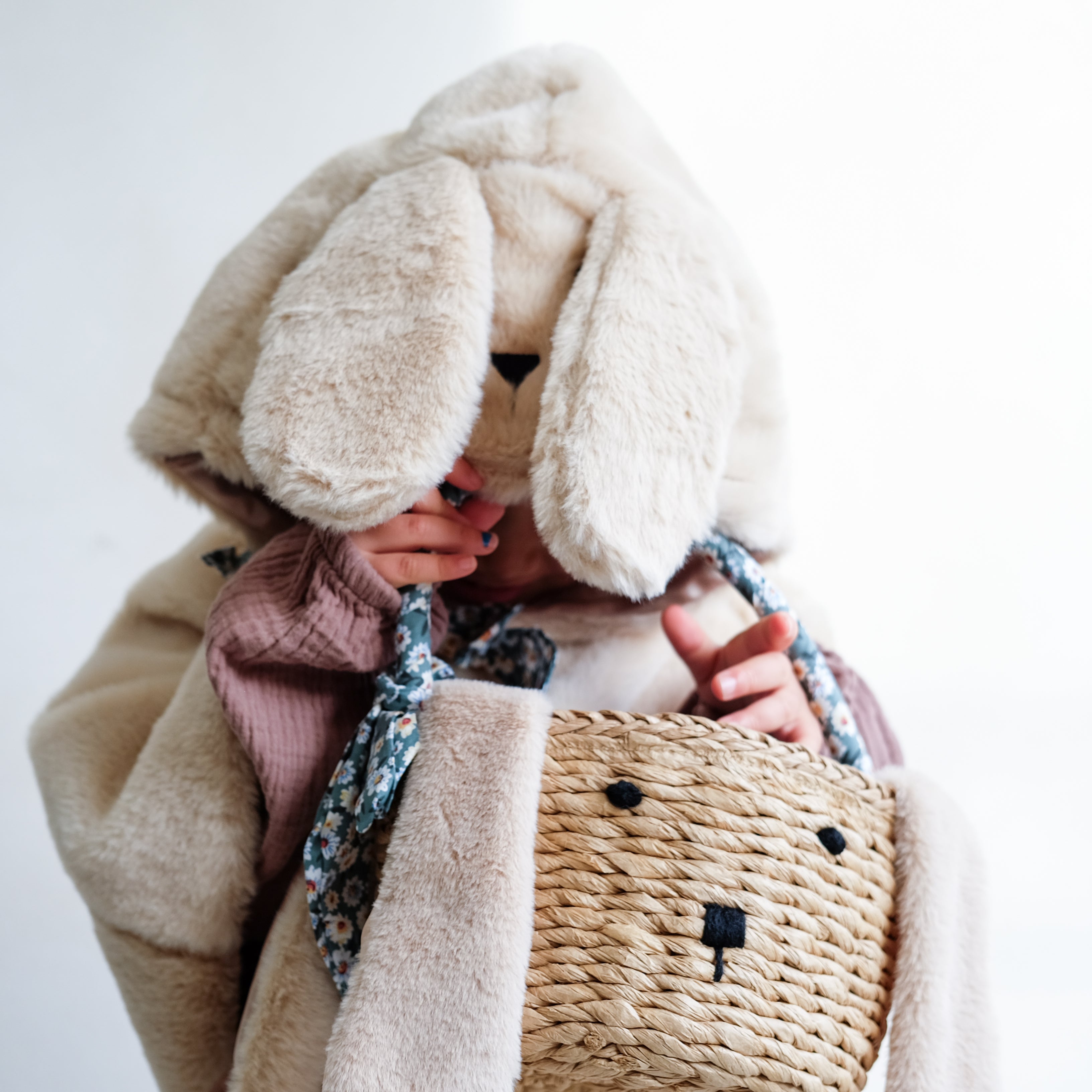 Mimi & Lula Bunny Cape
