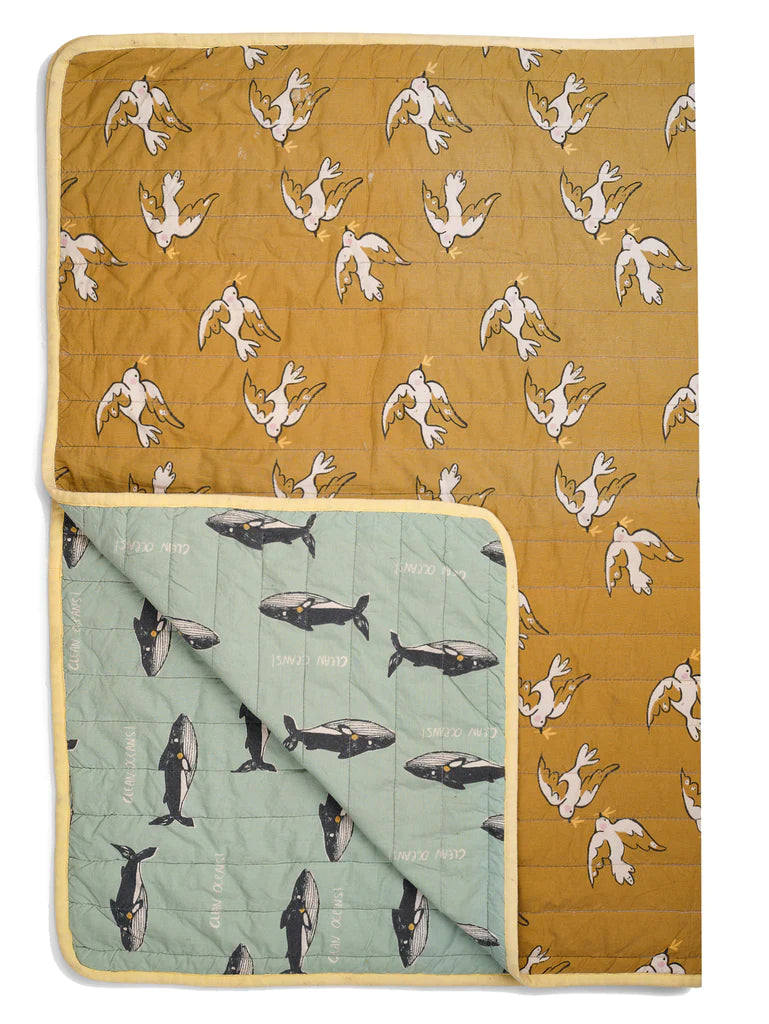 Studioloco Double-sided Bird/Whale Quilt